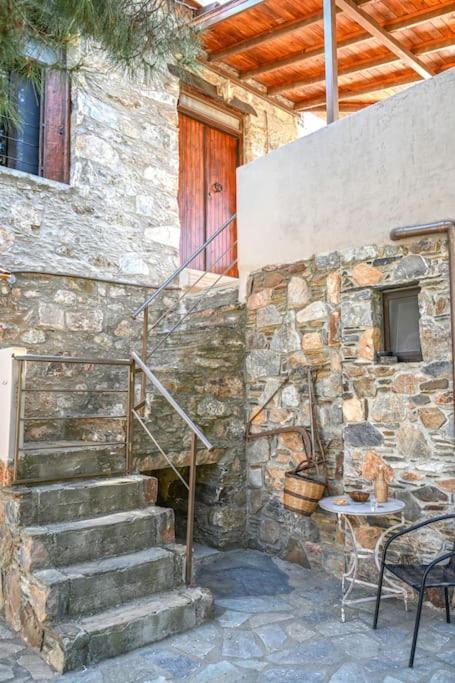 Вілла Pefkopetro Loft Chania  Екстер'єр фото